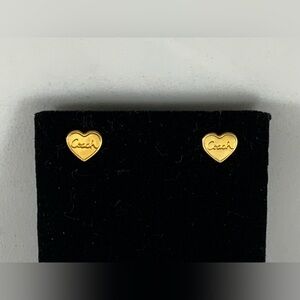 NWOT COACH Heart 💛 Gold Tone Stud Earrings